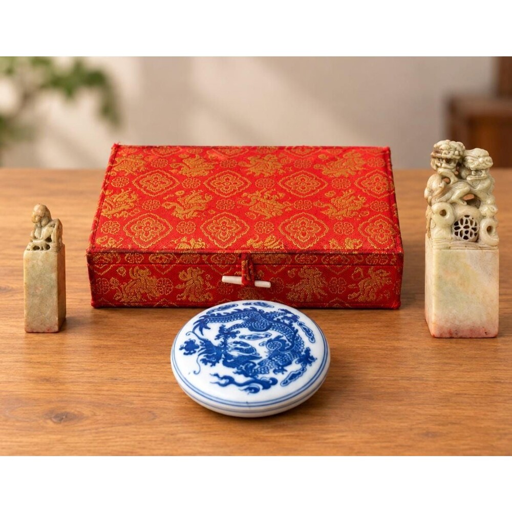 Chinese Carved two Stone Seal Stamp Set Blue White Dragon Ink Paste Pot